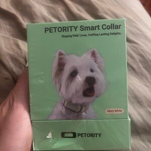 Petority Smart Collar in Glory White GPS tracking
